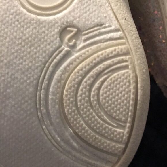 Unicorn iridescent glitter bling colored sneakers - Picture 4 of 10